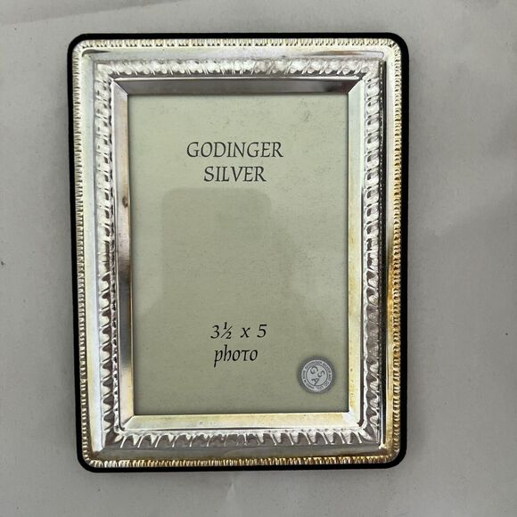 Godinger Silver Photo Picture Frame Classic holds 3.5x5 Photo easel Velvet Back - Picture 5 of 5